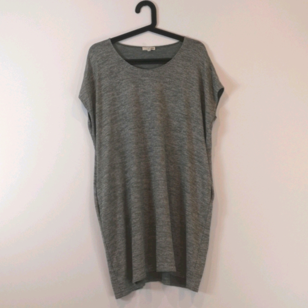 Wilfred Free stretch dress with pockets!